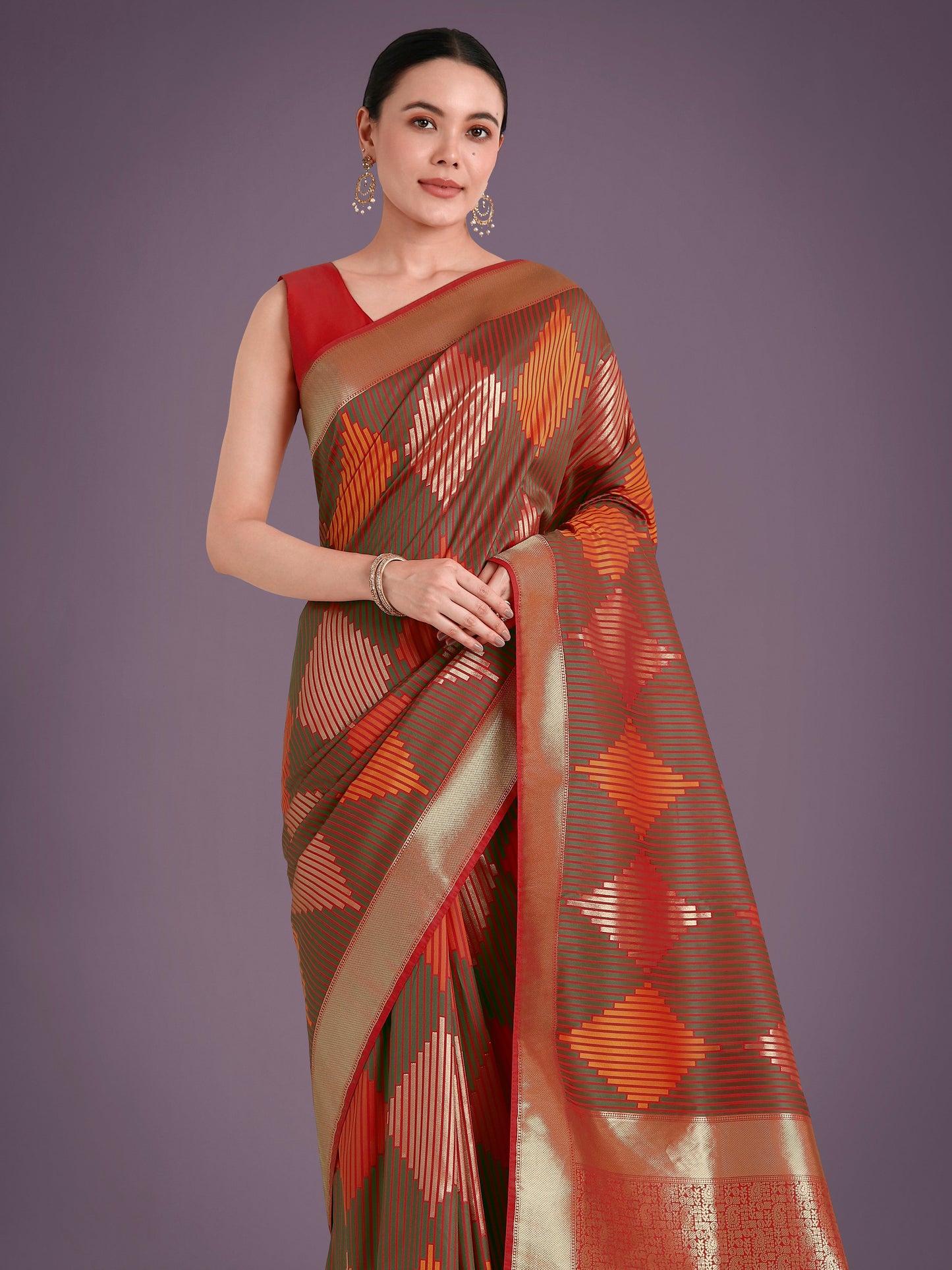 Monjolika Fashion Red Colour Banarasi Silk Zari Weaving Classic Saree