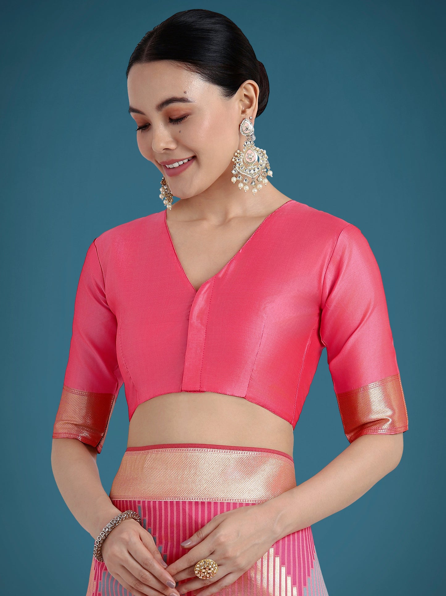 Monjolika Fashion Light Pink Colour Banarasi Silk Zari Weaving Classic Saree