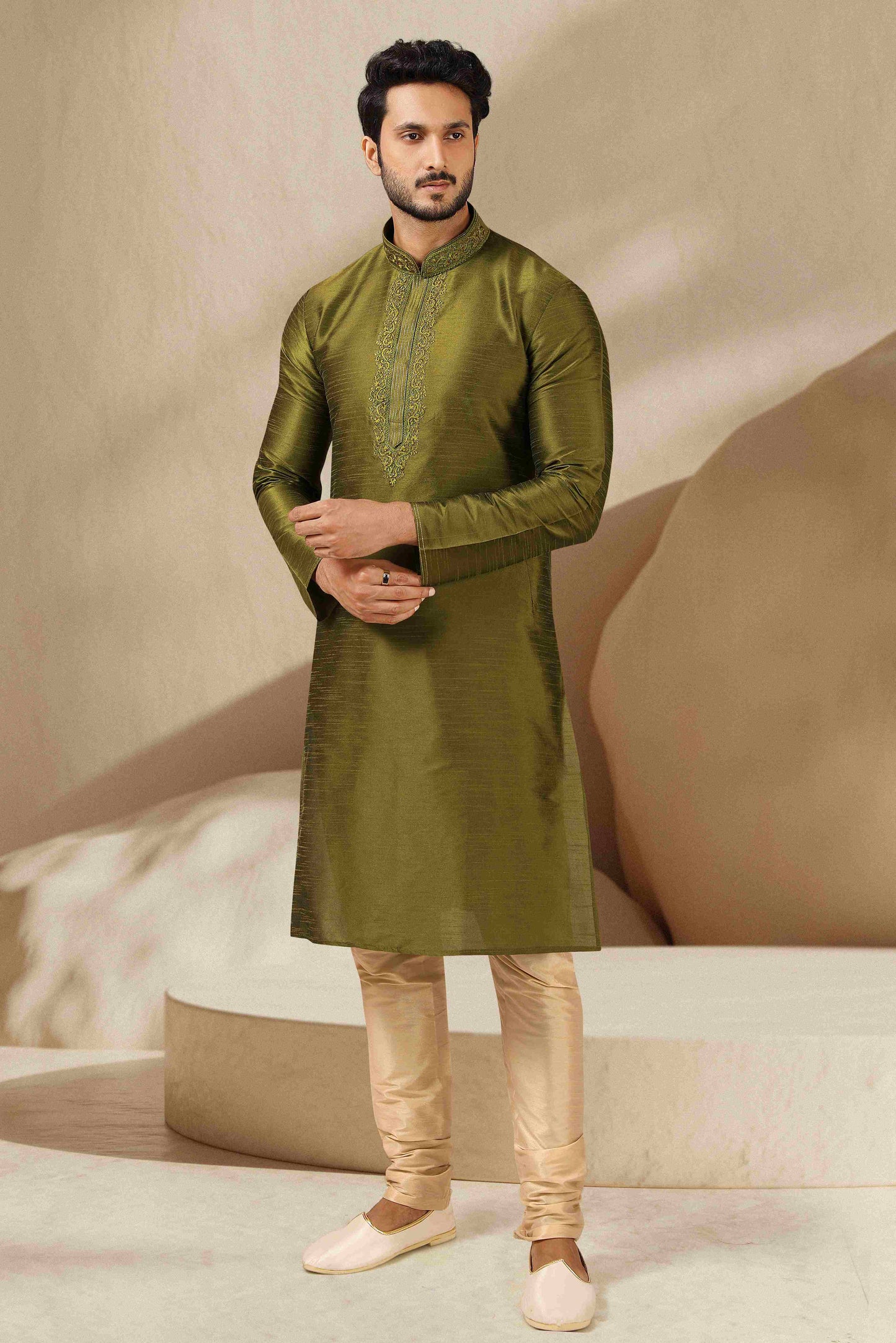 Raivat Ethnic Banarasi Art Silk Thread Work Kurta Pajama In Green Colour