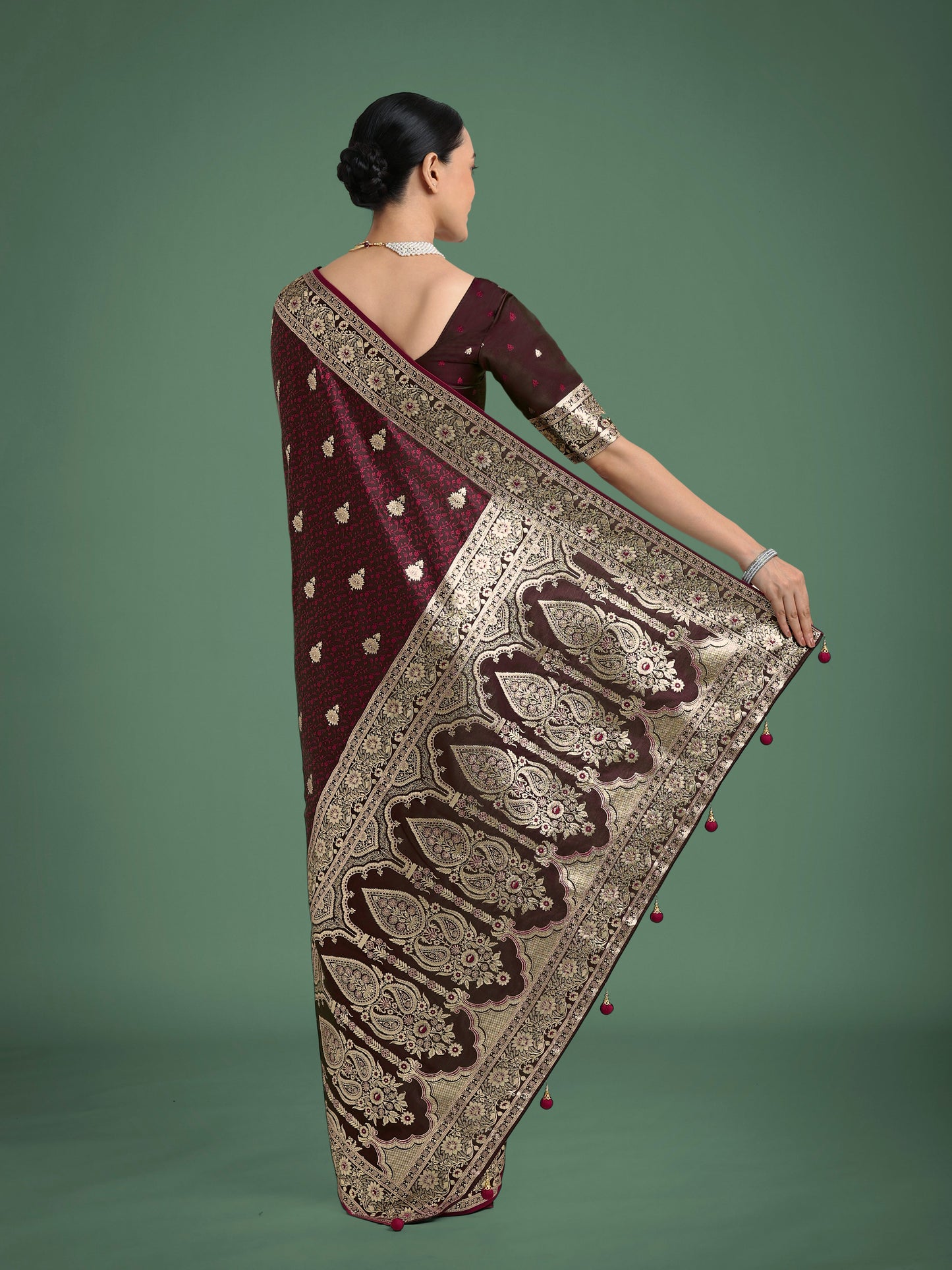 Monjolika Fashion Maroon Banarasi Satin Silk Saree with Intricate Zari Work with Rich Weaving Pattern