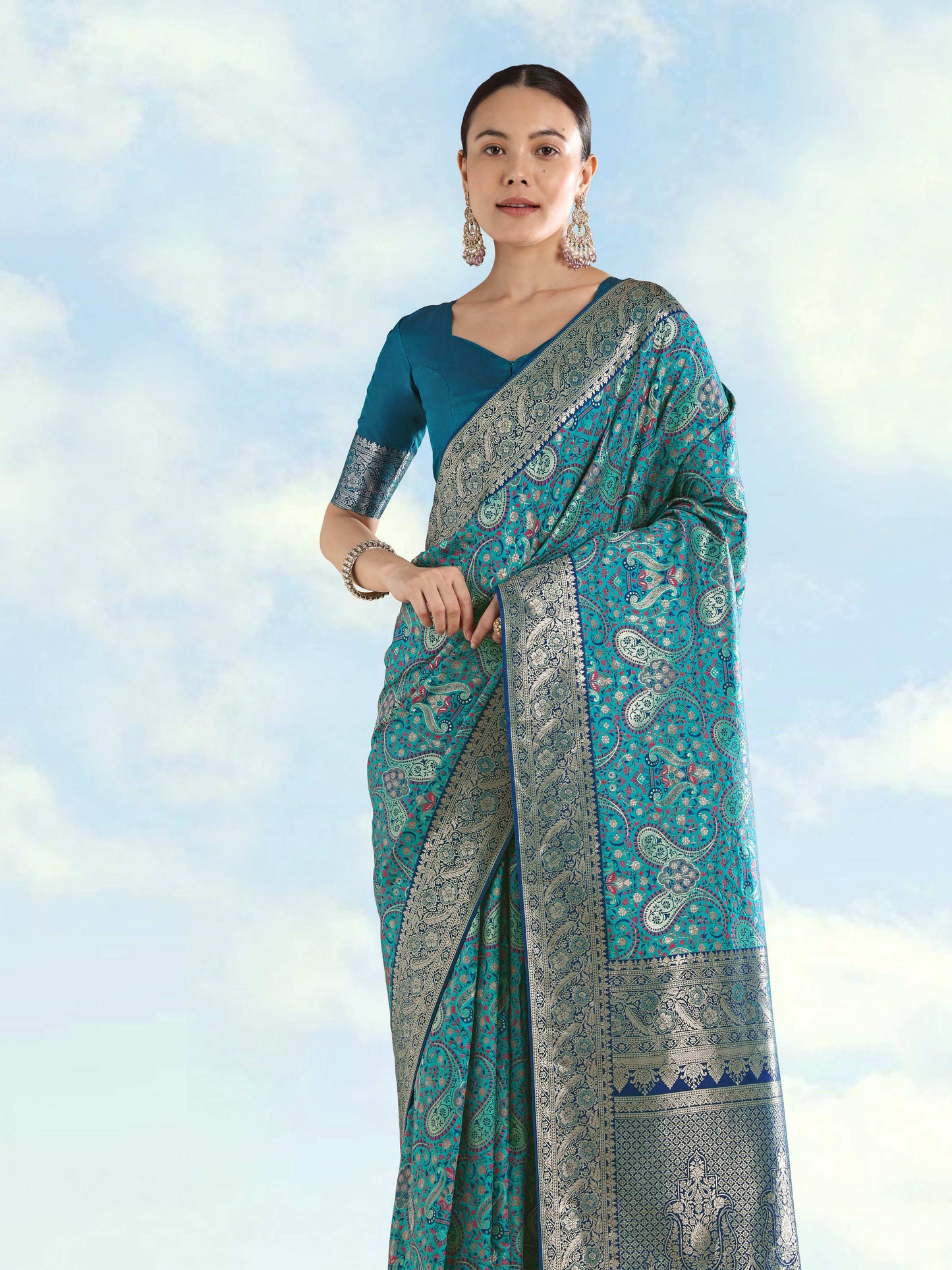 Monjolika Fashion Turquoise Banarasi Silk Saree With Traditional Paisley Weaves