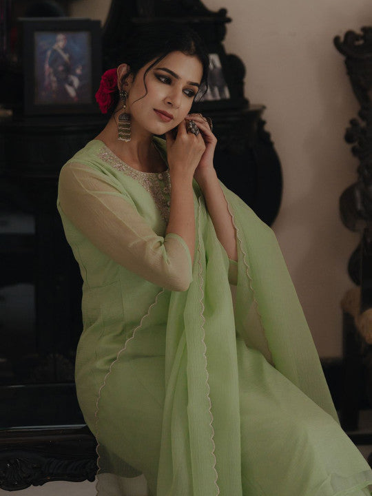 Anayna Women Embroidered Panelled Kurta with Trousers & With Dupatta