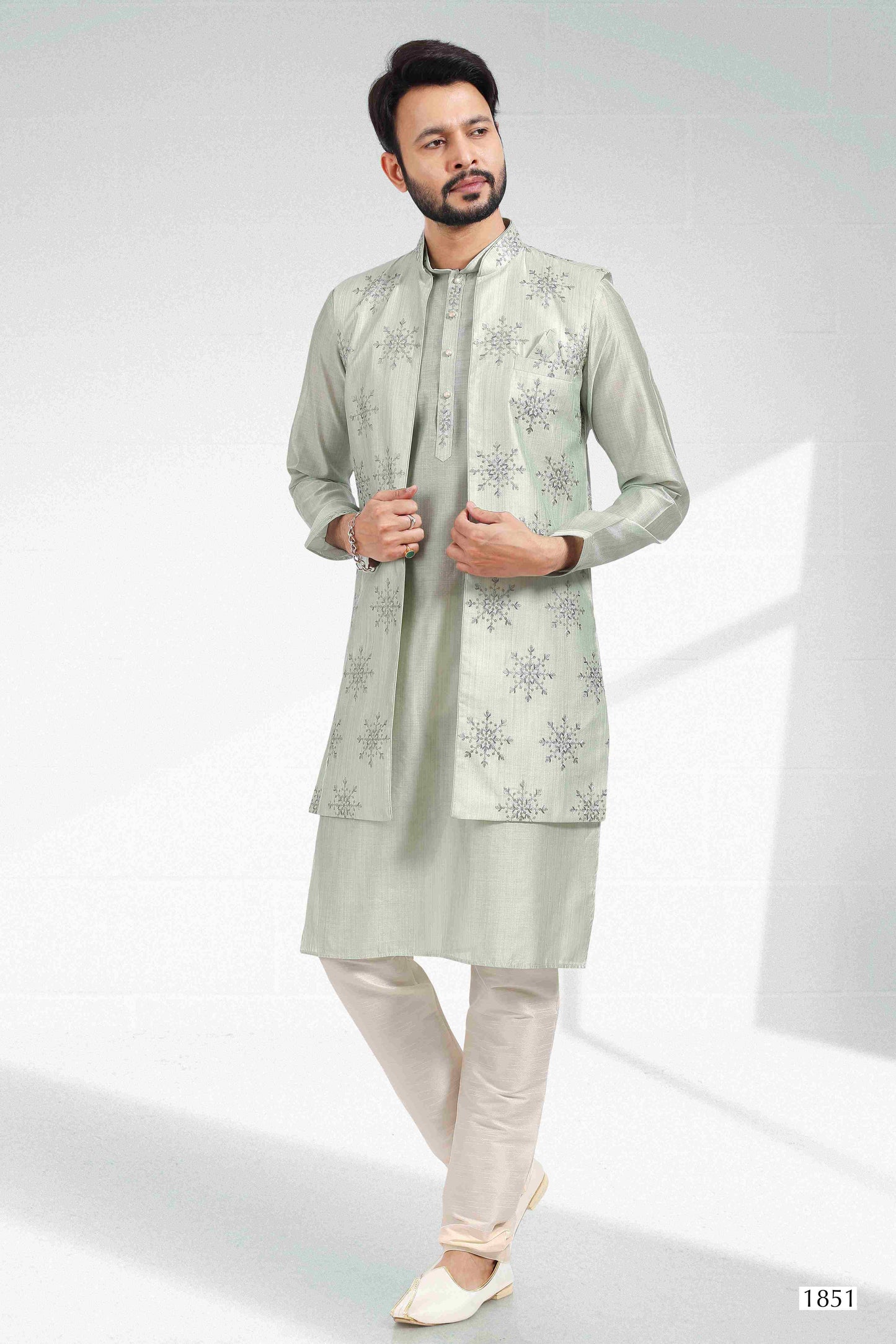 Raivat Ethnic Art Banarasi Silk Thread Work 3 Pics Jacket Set In Pista Green Colour