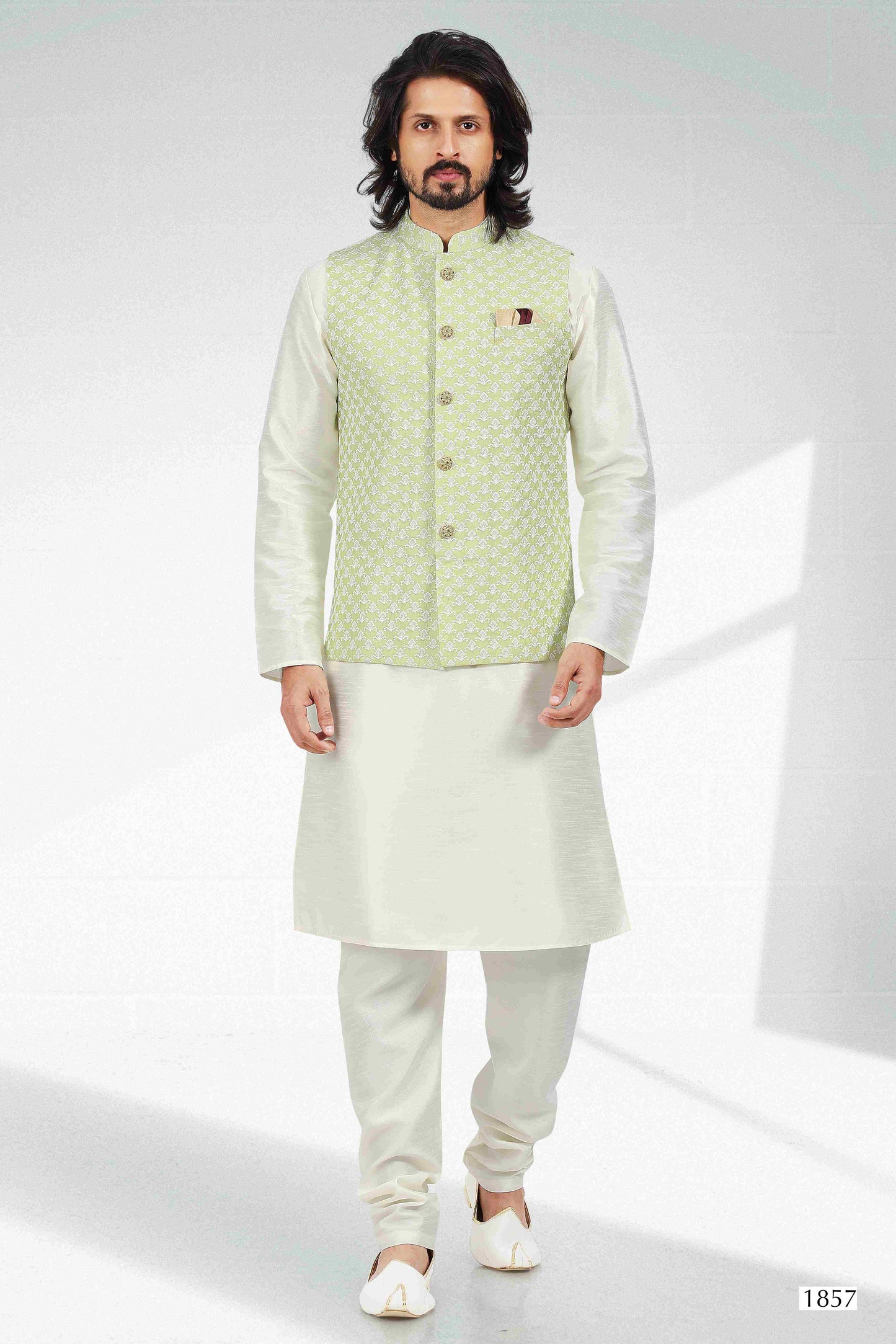 Raivat Ethnic Art Banarasi Silk Thread Work 3 Pics Jacket Set In Pista Green Colour