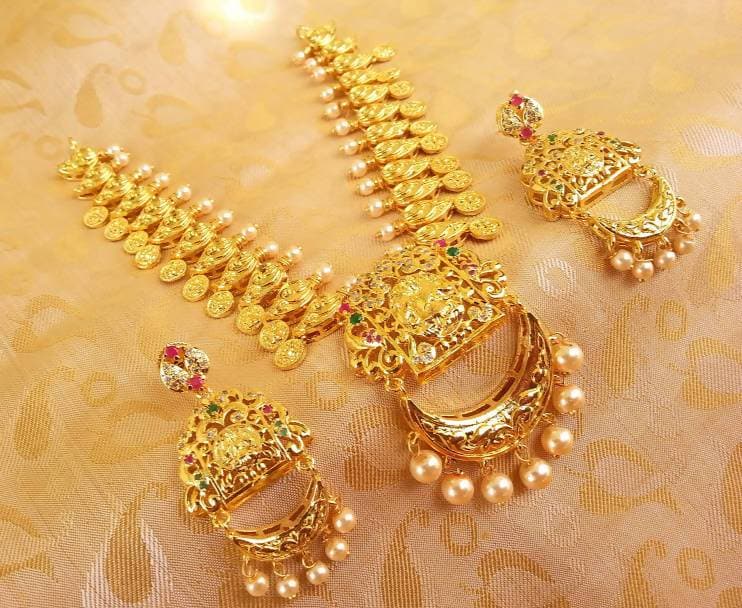 Multicolor Gold-Polished Lakshmi Kasu Necklace Set