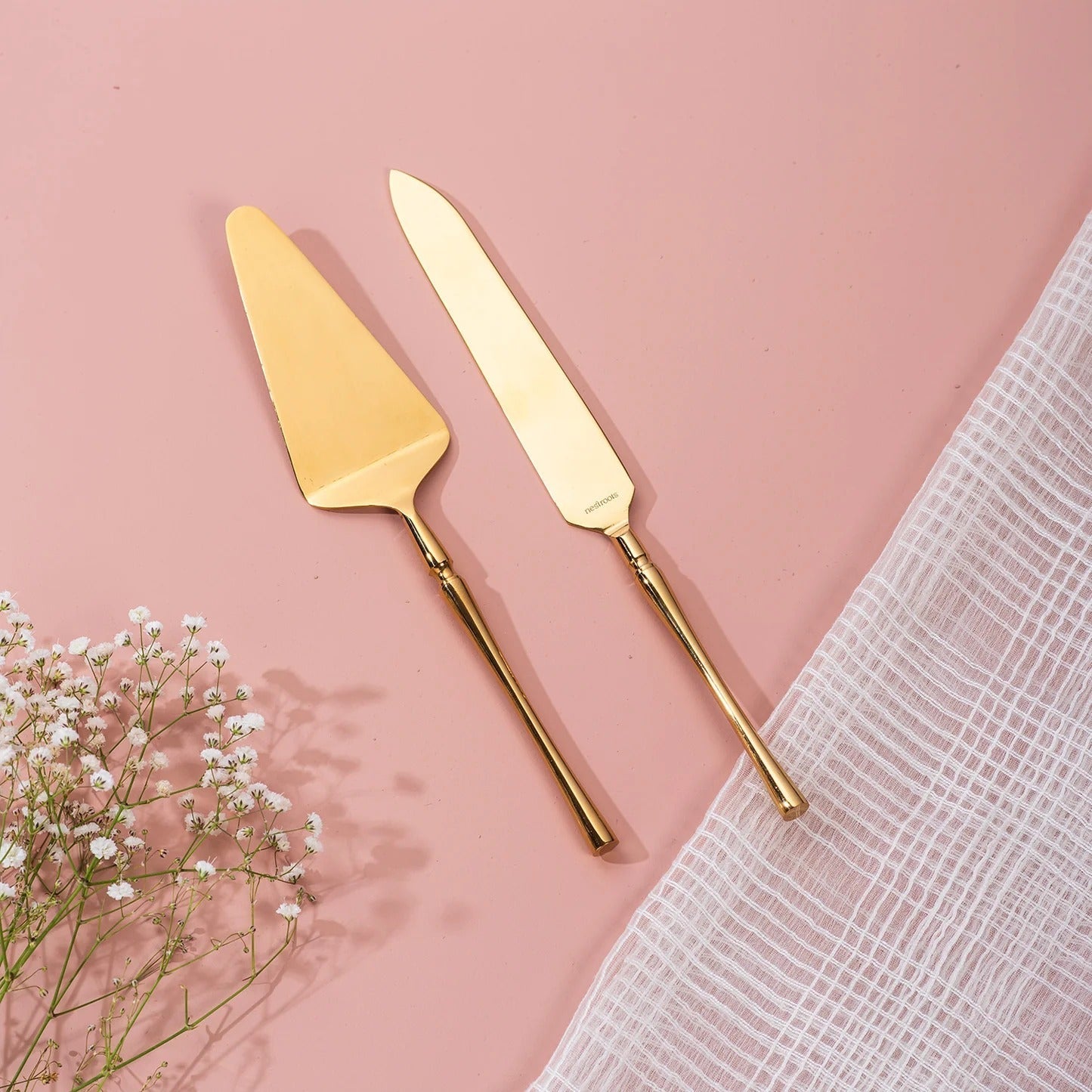 Nestroots Sculpted Elegance Set of 2 Cake Servers with Curvy Handles