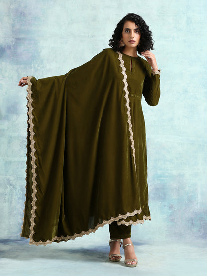trueBrowns Mehandi Velvet Lace Shawl