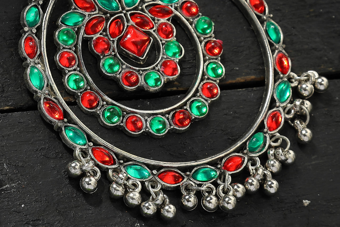 Mominos Fashion Johar Kamal Women's Red & Green Kundan Circles Earrings