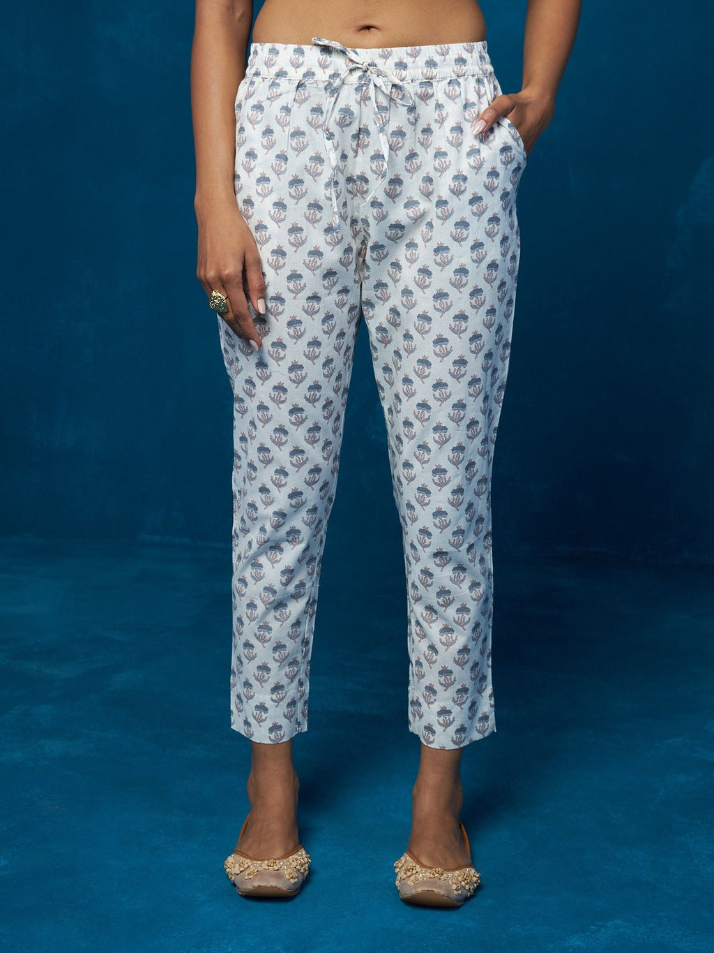 Likha White Floral Hand Block Printed Co-ord Set LIKSKD71 (Set of 2) - M