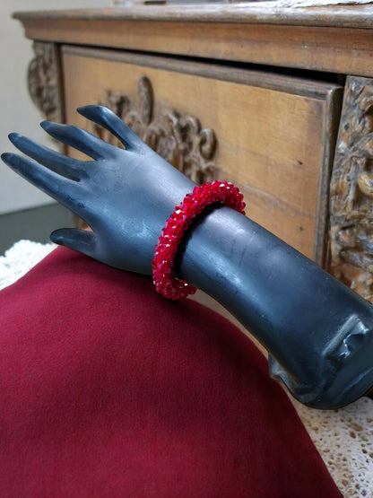 Inhanns Unisex Crystal Bloom – Adjustable Crystal Bead Bracelets - Maroon