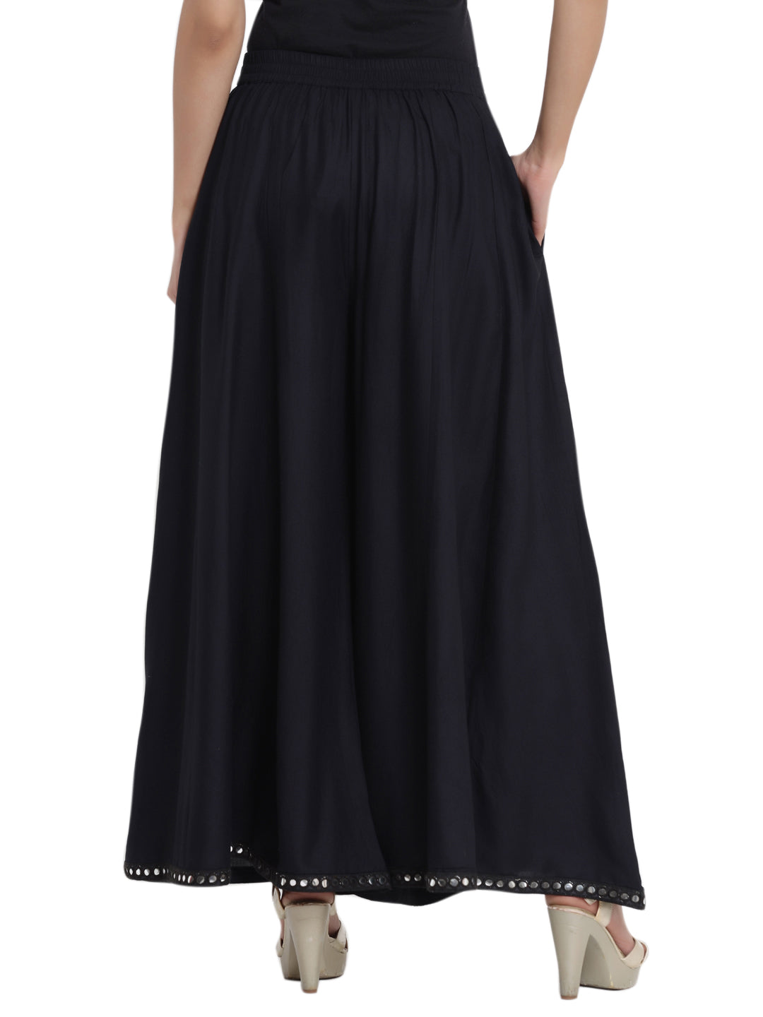 Juniper Women Black Rayon Solid Flared Palazzo