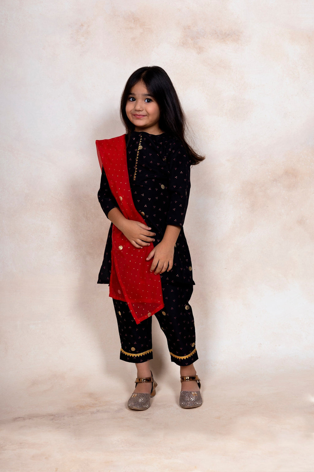 Ahalyaa Black Crepe Straight Kurta Sets
