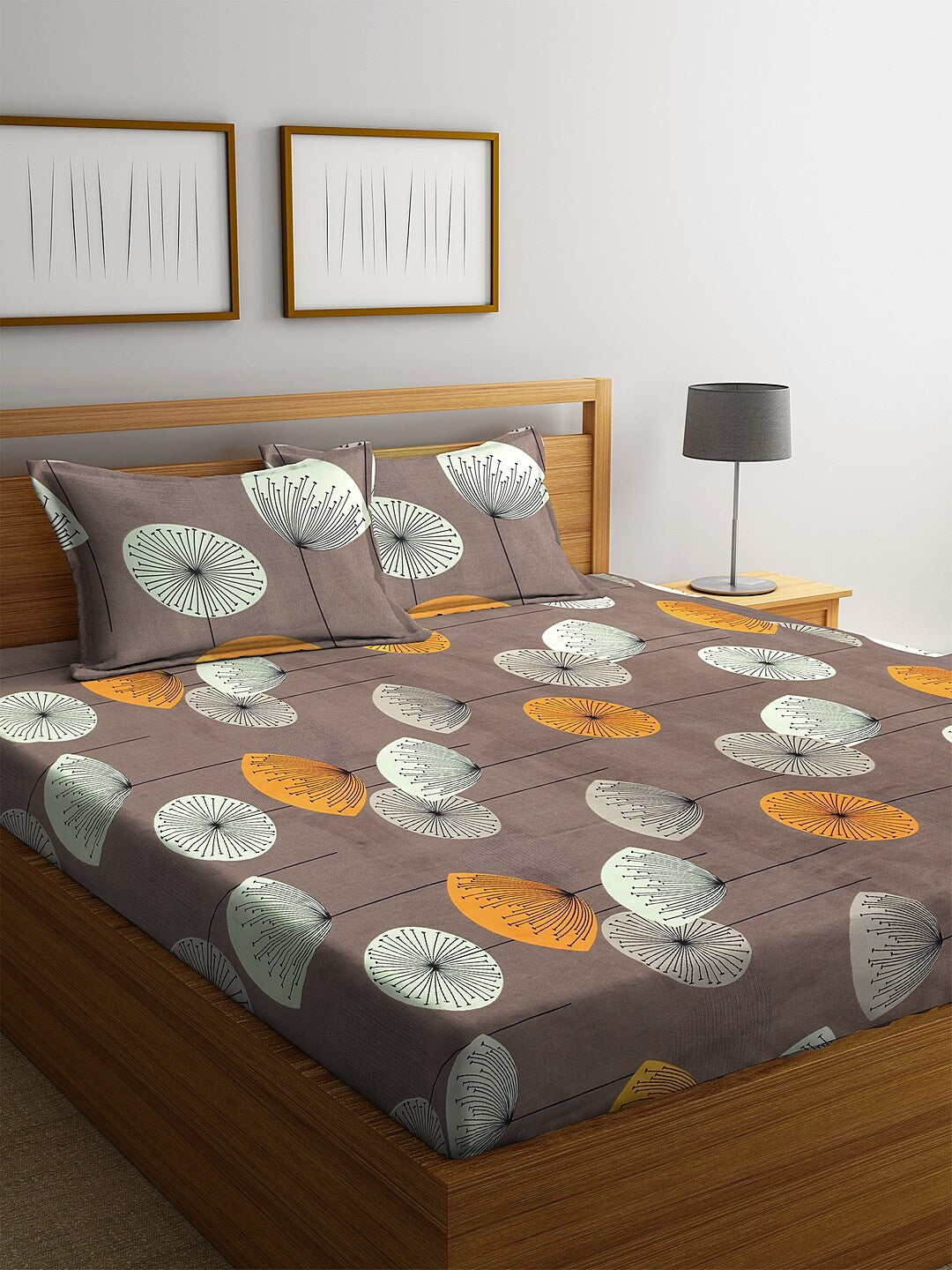 KLOTTHE Brown & Yellow Floral 210 TC Cotton Bedsheet with Pillow Cover