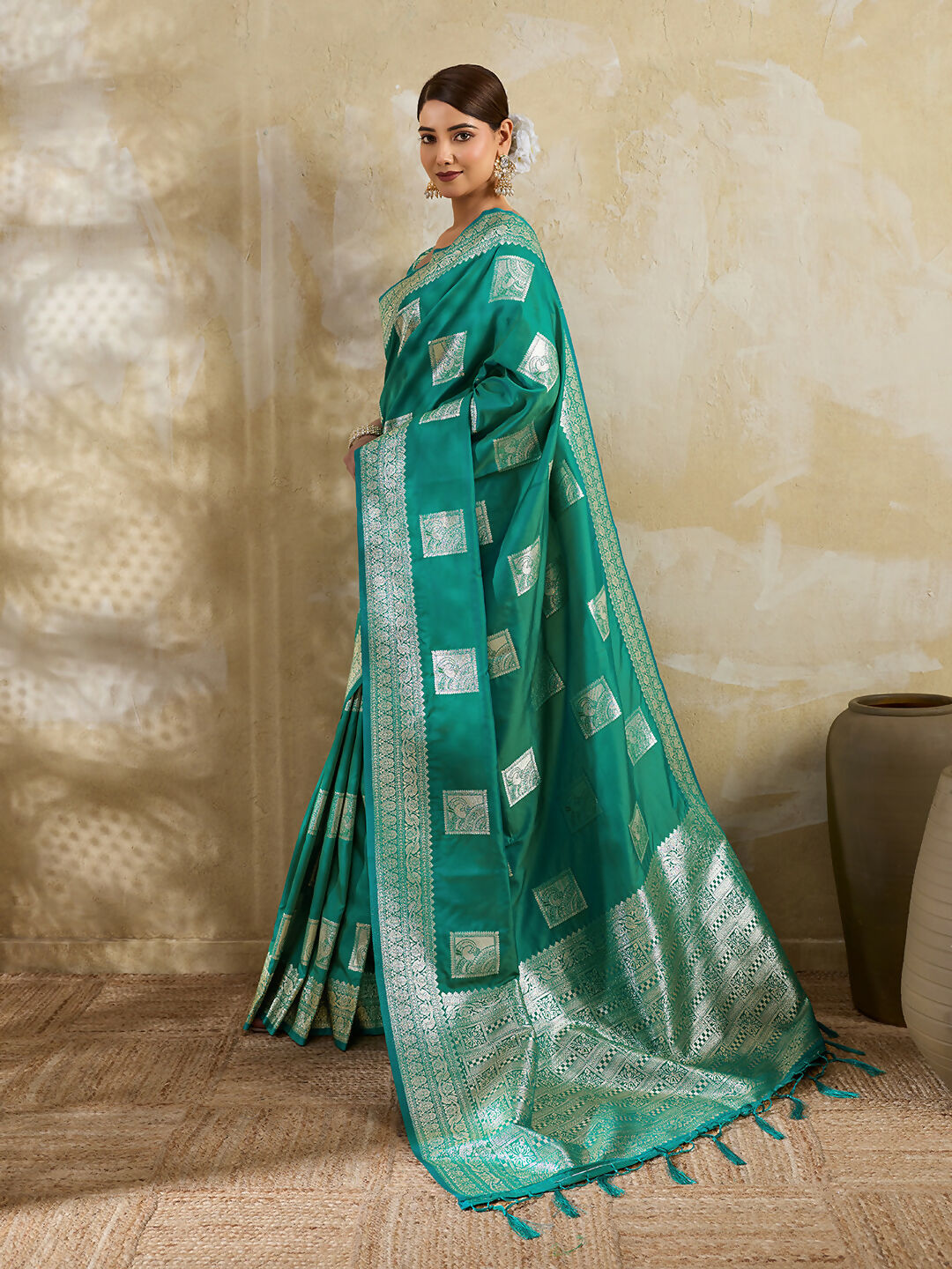 Shree Shyam Fashion Sea Green Silk Blend Saree