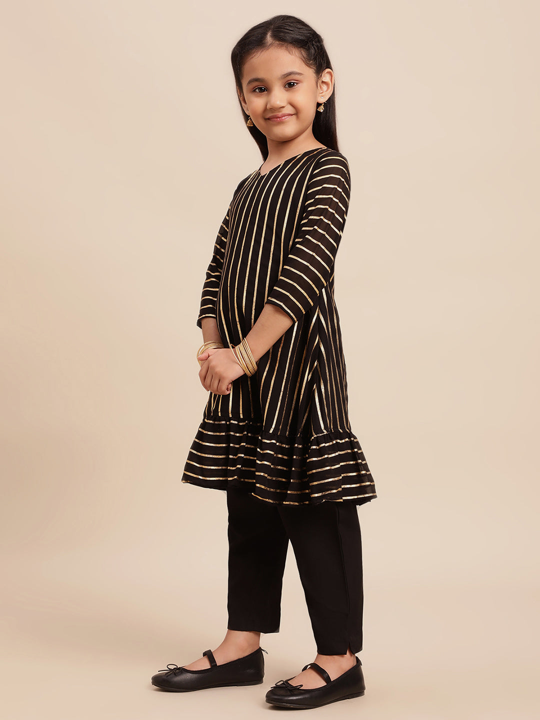 Ahalyaa Black Georgette Curved Kurta Sets