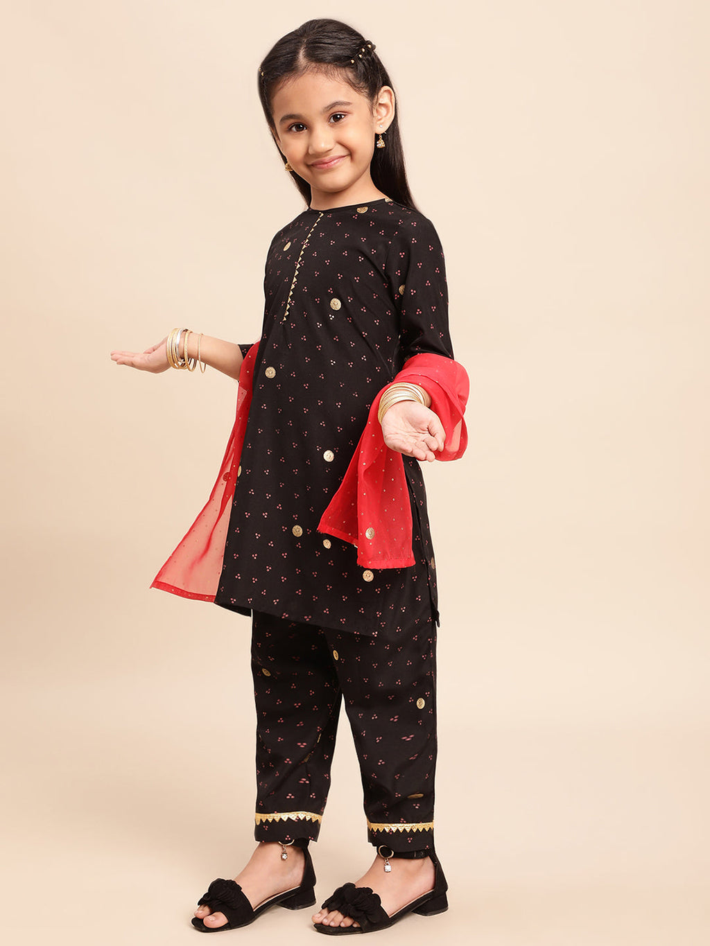 Ahalyaa Black Crepe Straight Kurta Sets