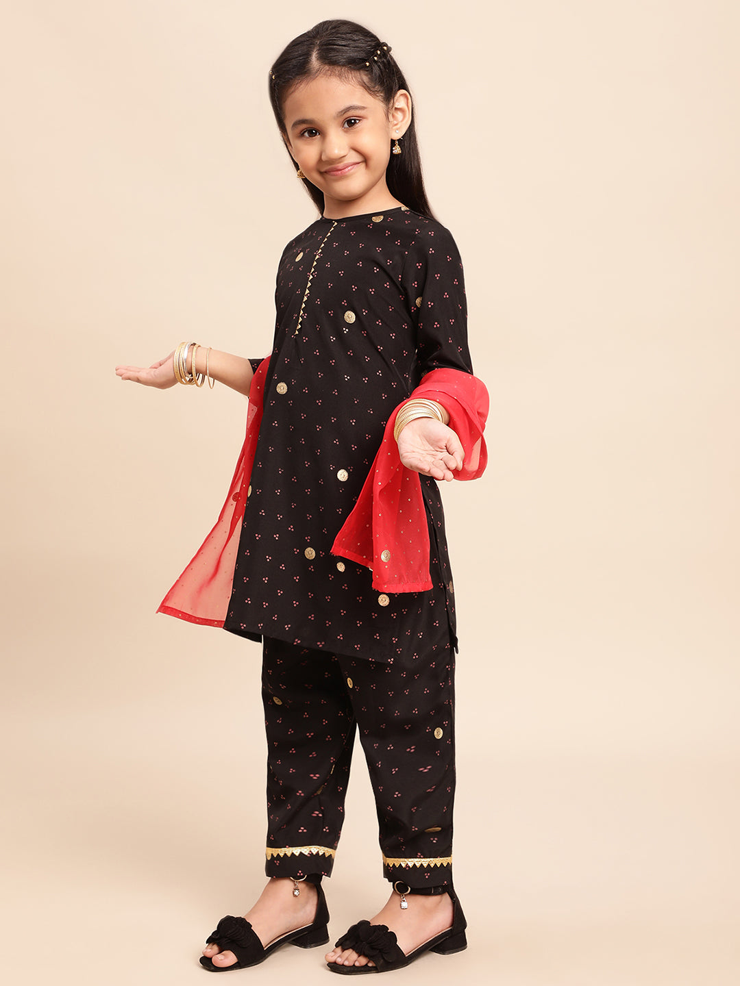 Ahalyaa Black Crepe Straight Kurta Sets