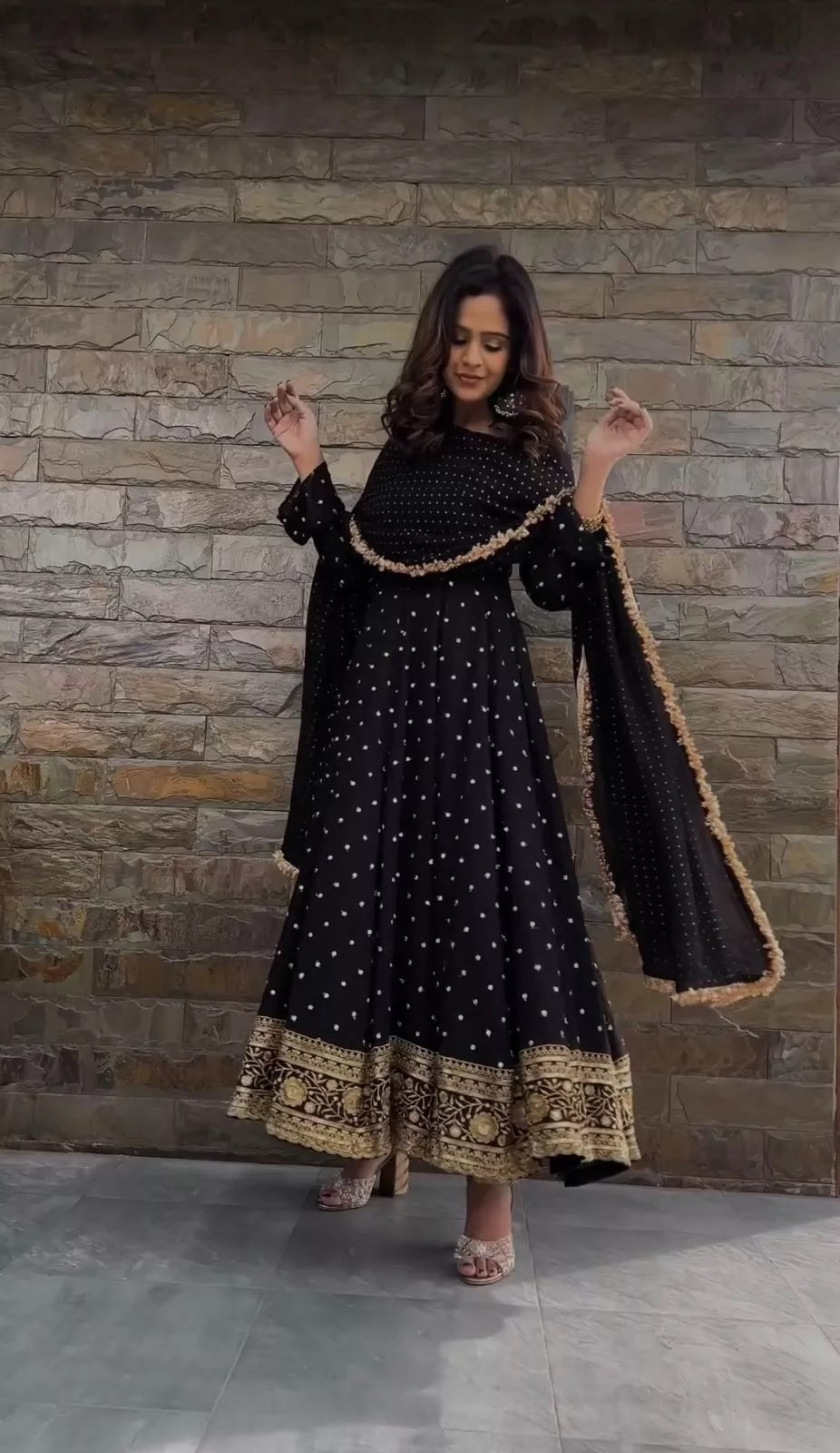 Faux Georgette With Thread Sequence Work Top Pant Dupatta