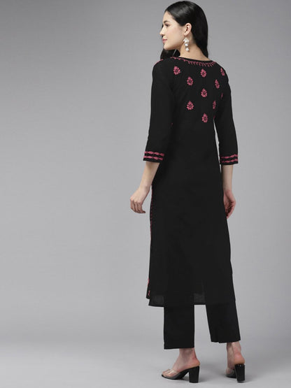 ADA Ethnic Motifs Embroidered Round Neck Chikankari Cotton Kurta