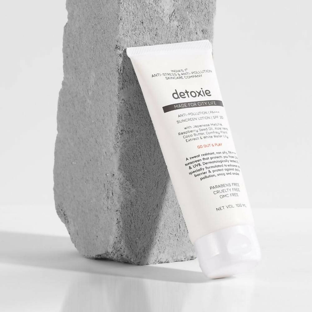 Detoxie Anti-Pollution PA+++ Sunscreen Lotion SPF 30 - 100 gms