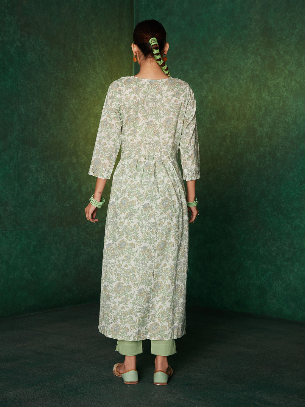 Likha Cream Printed with Gota Work Naira Cut Co-ord Set LIKSKD160 (Set of 2) - S
