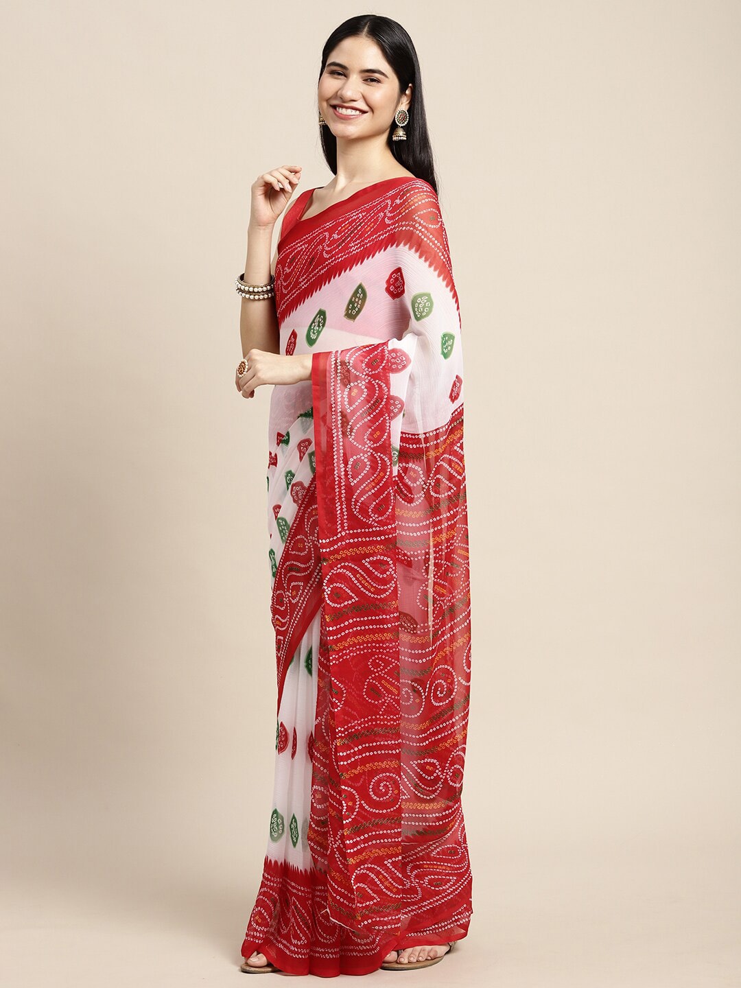 Saree Mall White & Red Printed Bandhani Sarees
