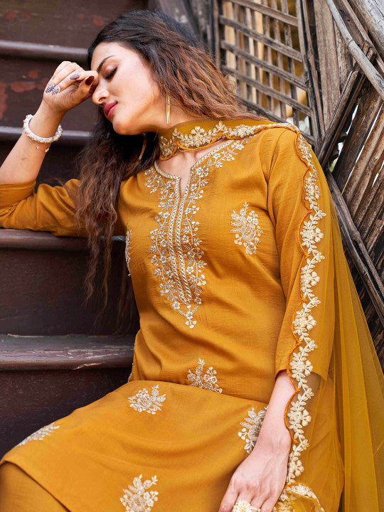 Tikhi Imli Embroidered Notched Neck Thread Work Kurta With Trousers & Dupatta