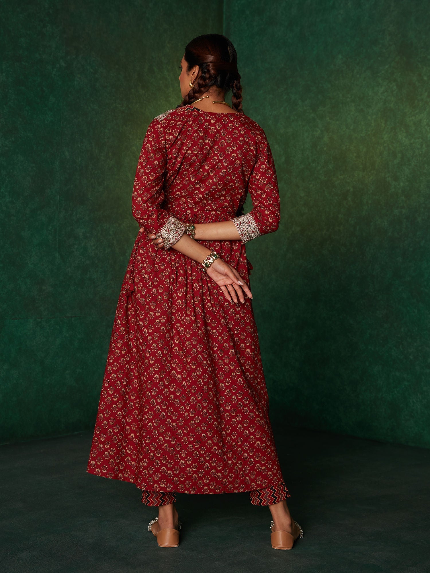 Likha Maroon Rustic Printed with Zari Work Co-ord Set With Jacket LIKSKD144 (Set of 3) - XL