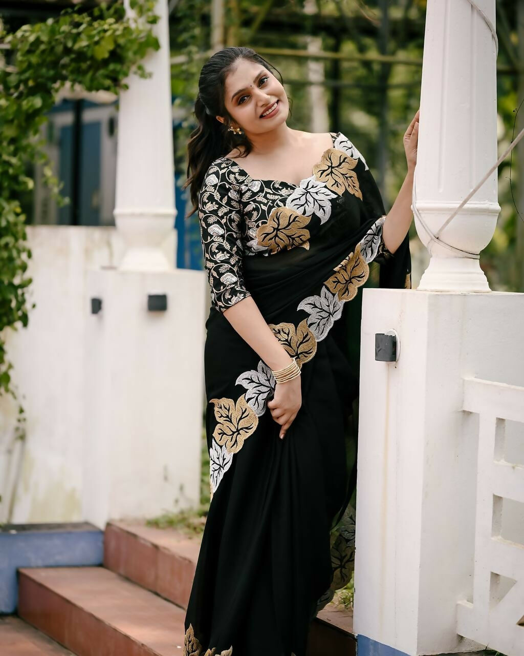 Vastranavya Satin Chiffon Silk Beautiful Designer Zari Thread Embroidery work of Leaf Design with Cutwork Border Saree with Blouse Material - Black