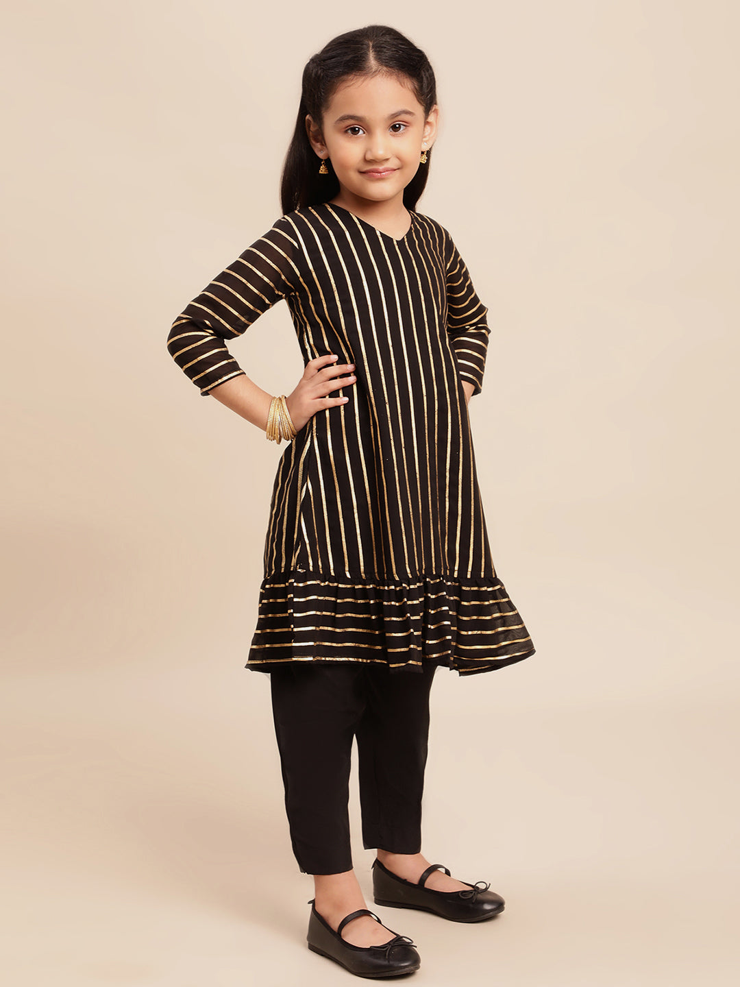 Ahalyaa Black Georgette Curved Kurta Sets