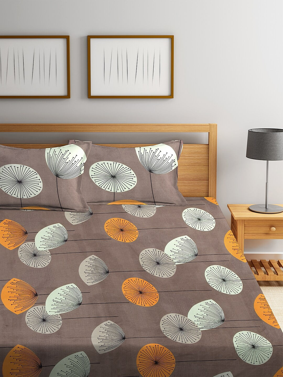 KLOTTHE Brown & Yellow Floral 210 TC Cotton Bedsheet with Pillow Cover