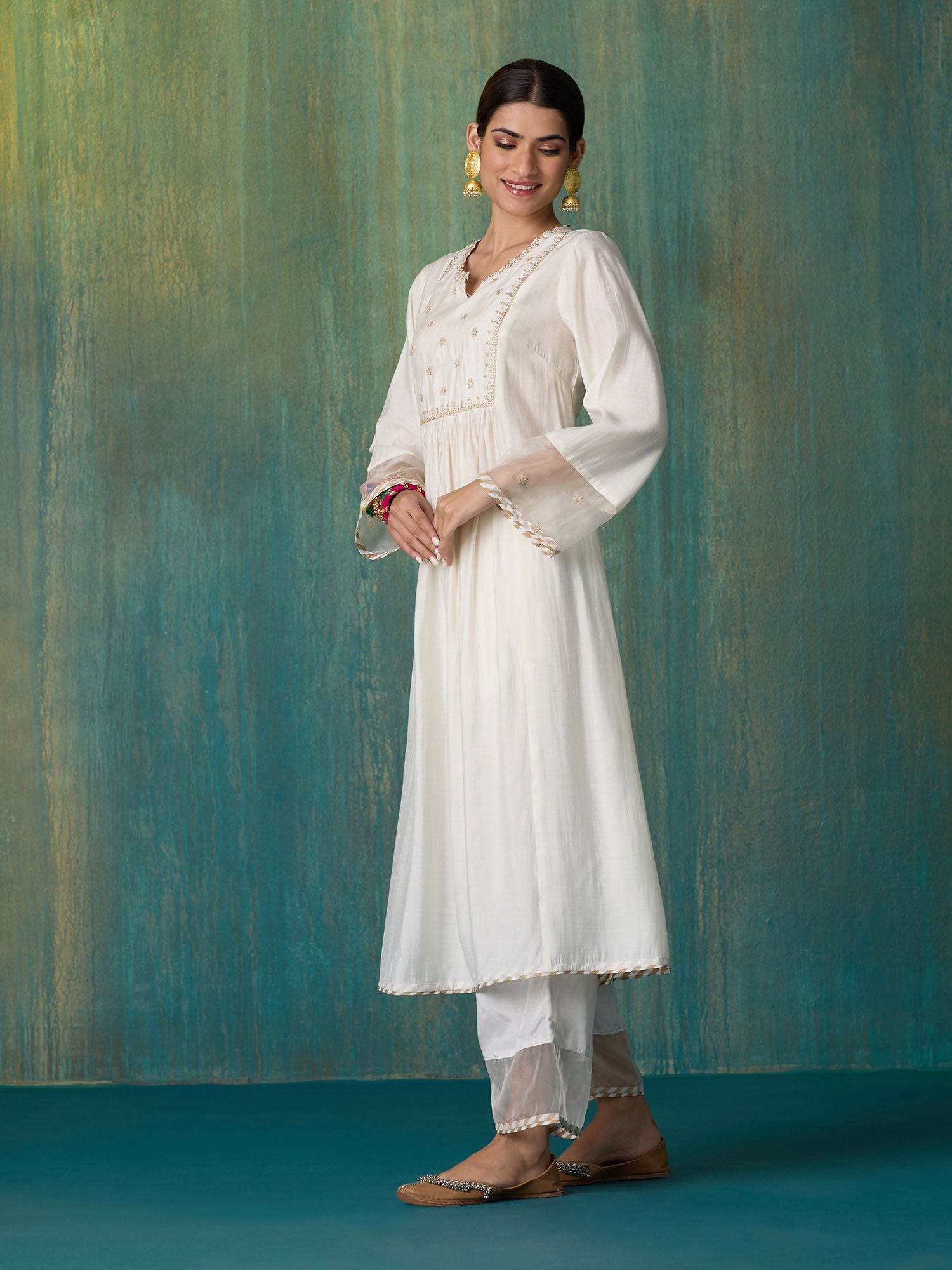 Likha White Tyohar Embroidered Kurta Pant & Organza Dupatta LIKSKD287 (Set of 3) - XL