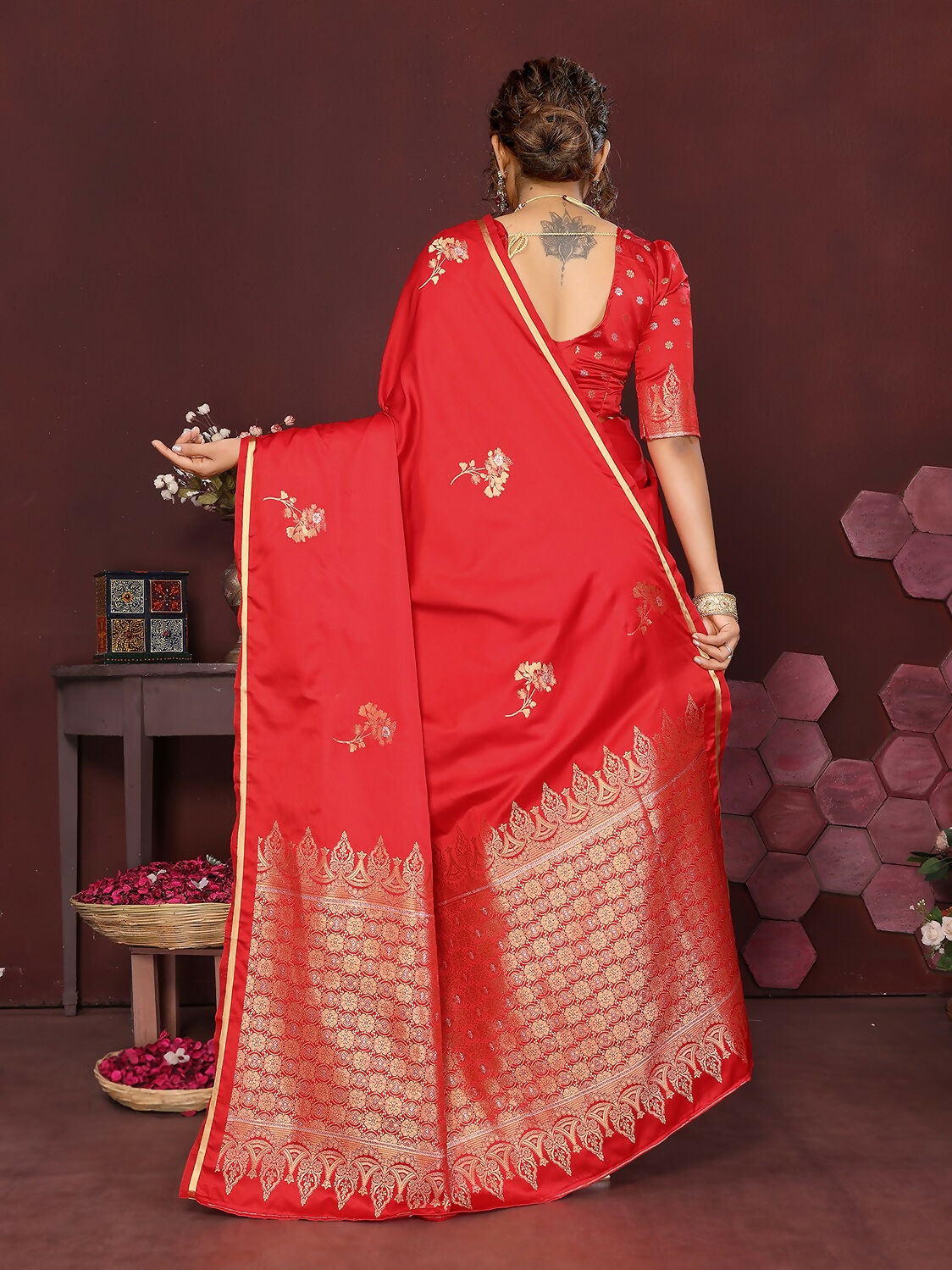 Joban Fashion Red Floral Banarasi Silk Sarees