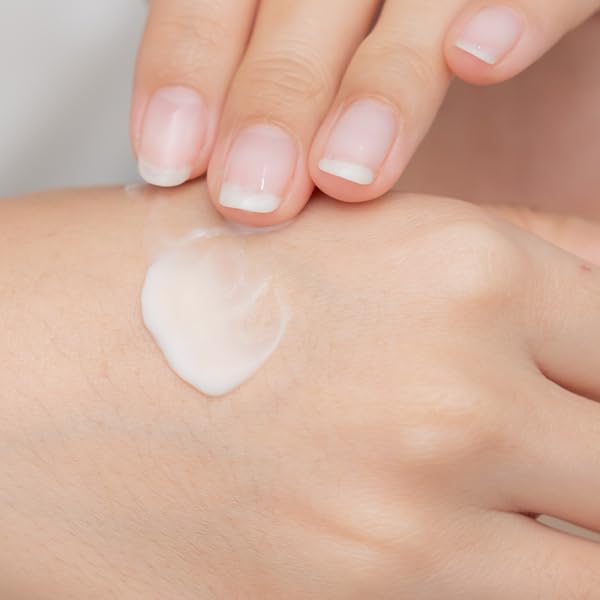 Spawake Brightening Solution All in One Moist Soothing Gel - 50 gms