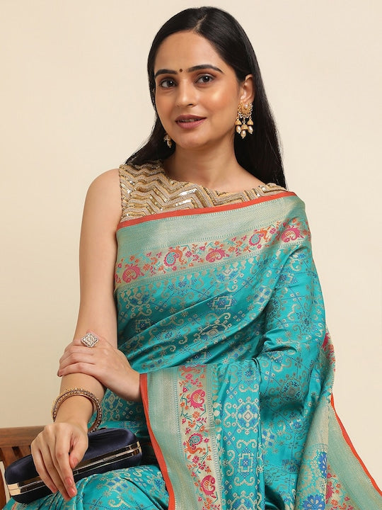 Fabmora Ethnic Motifs Woven Design Zari Banarasi Saree
