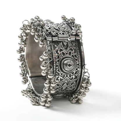 Mominos Fashion Joharkamal Oxidised Silver-Plated Ghungroo Handcraft Bracelet - Design 022