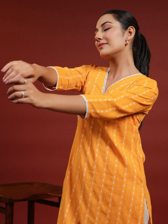 Anayna Women Thread Work Dobby Kurta