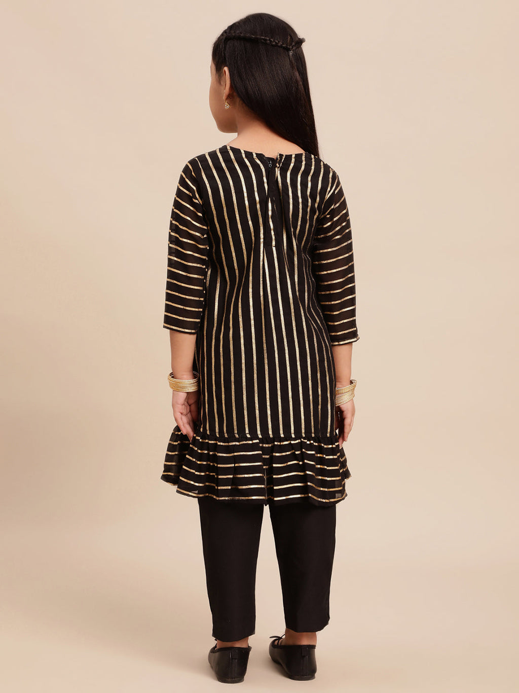 Ahalyaa Black Georgette Curved Kurta Sets