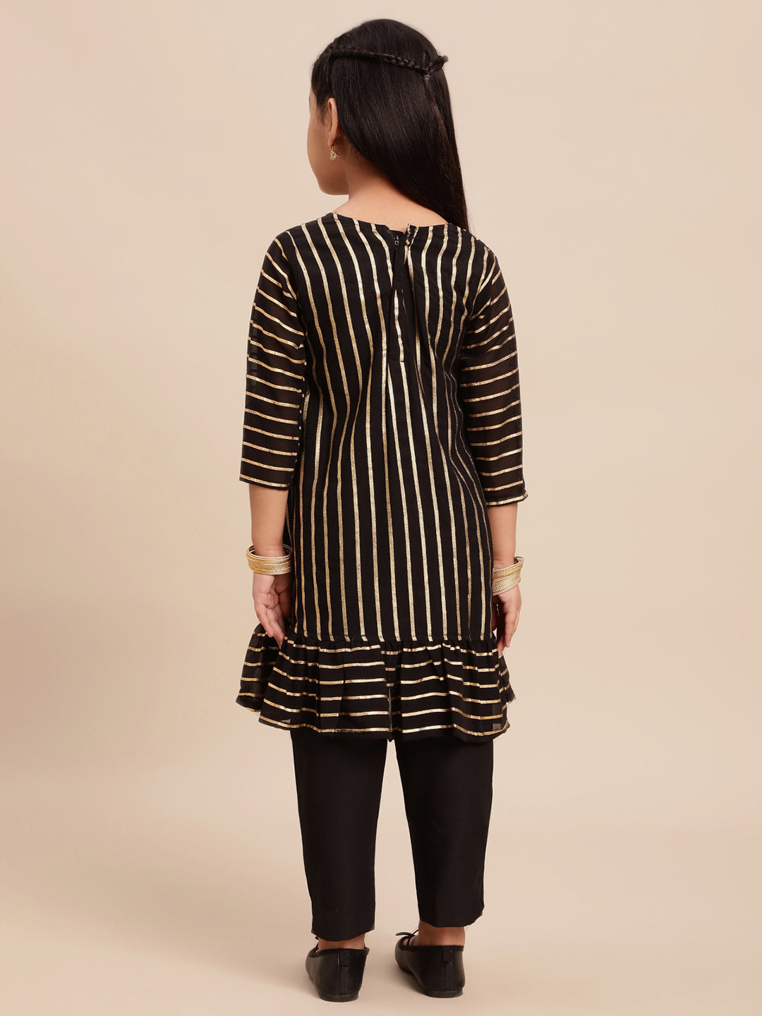 Ahalyaa Black Georgette Curved Kurta Sets