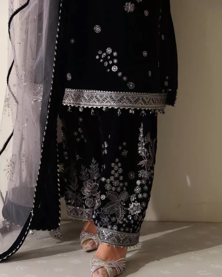 Viscose Velvet Saree – Rich, Soft, and Luxurious Top Pant Dupatta