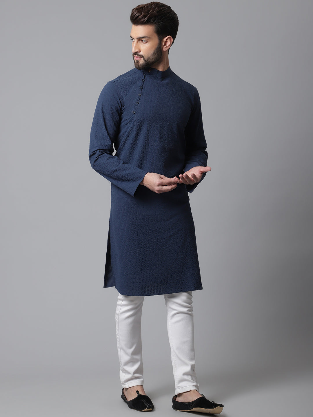Even Apparels Blue Solid Kurta With Band Collar