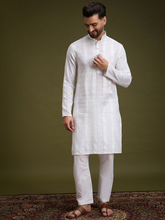 Anouk White Geometric Embroidred Mandarin Collar Pure Cotton Straight Kurta