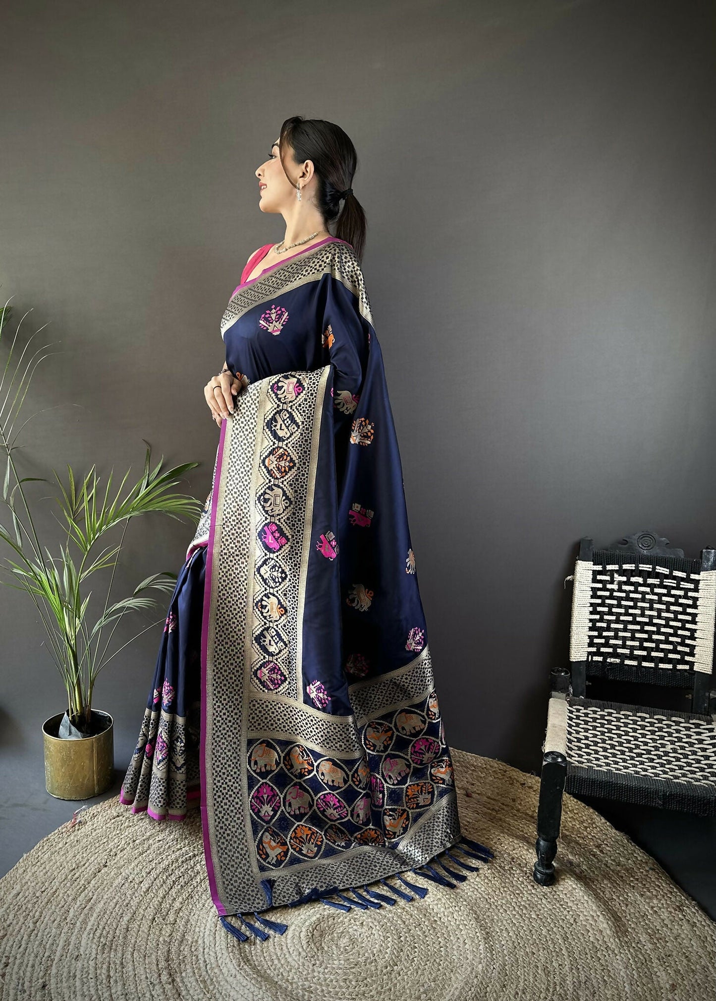 Joban Fashion Navy Blue Elephant & Floral Motifs Soft Lichi Silk Banarasi Saree