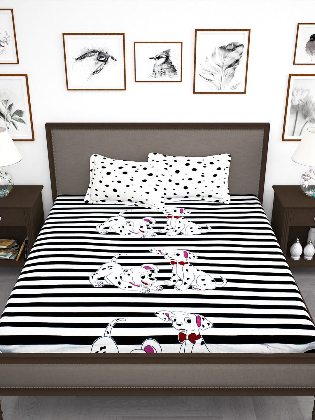 Story@home White & Black Cartoon Characters King Bedsheet with 2 Pillow Covers