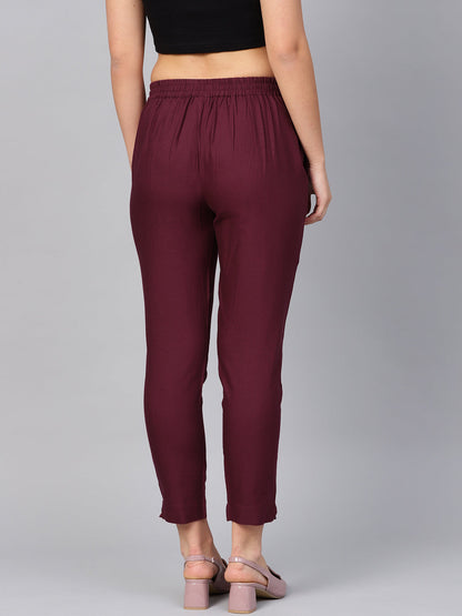 Juniper Women Burgundy Cotton Flex Solid Slim Fit Pant/Slim Pant