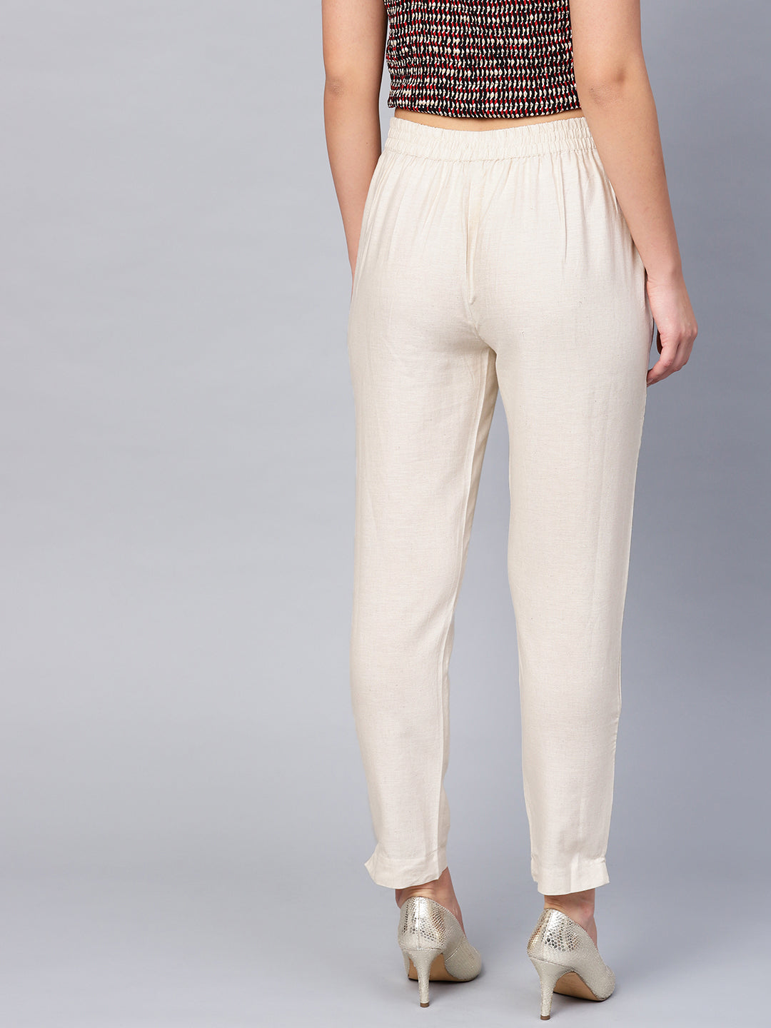 Juniper Women Offwhite Cotton Flex Solid Slim Fit Pant/Slim Pant