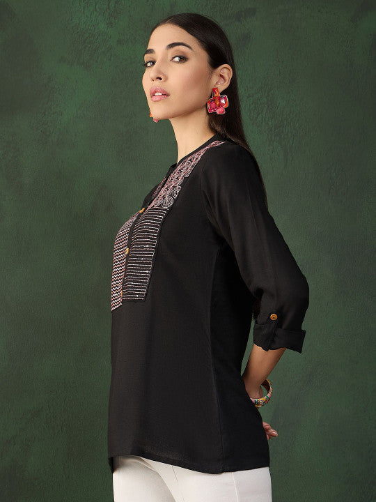 Sangria Women Ethnic Motifs Embroidered Mandarin Collar Top