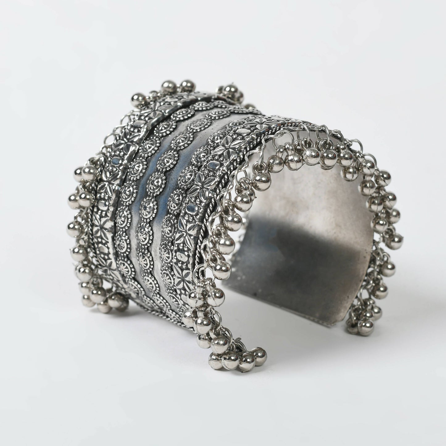 Mominos Fashion Joharkamal Oxidised Silver-Plated Ghungroo Handcraft Bracelet - Design 025