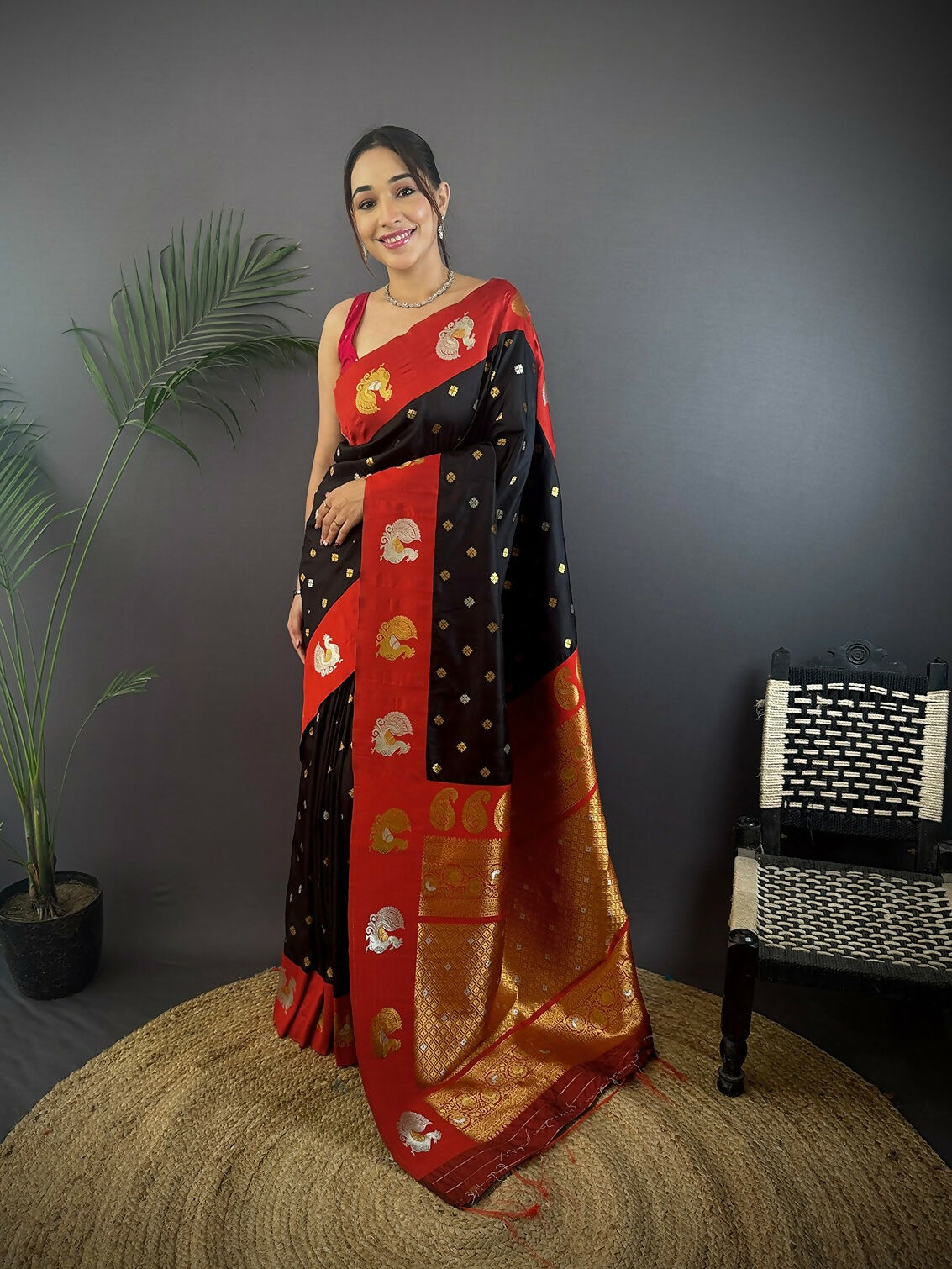 Joban Fashion Maroon Butti Banarasi Silk Sarees