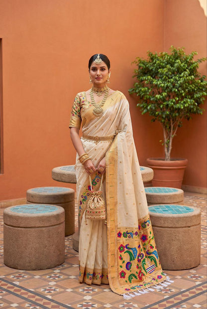 Mameraa Sarees White Faux Banarasi Silk Saree With Paithani Rich Weaved Pallu And Blouse-White